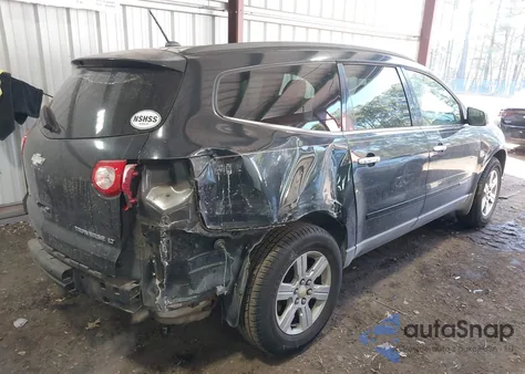 2010 Chevrolet Traverse Lt z USA, uszkodzony, nr VIN 1GNLRGED7AS100844